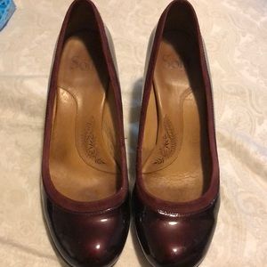 Maroon heels by Sofft. Size 8